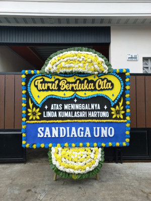 Papan Bunga Duka di Tanjung Bunga